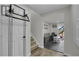 22 JACKLIN COURT - 28