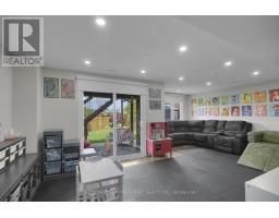 22 JACKLIN COURT - 29
