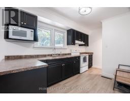 133 SANDERS STREET E - 11