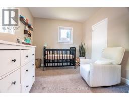 133 SANDERS STREET E - 16