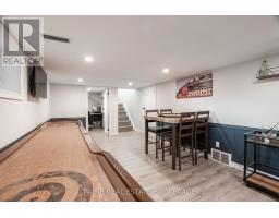 133 SANDERS STREET E - 18