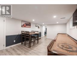 133 SANDERS STREET E - 20