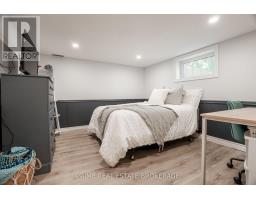 133 SANDERS STREET E - 22