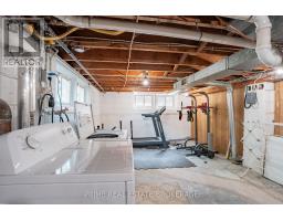 133 SANDERS STREET E - 26