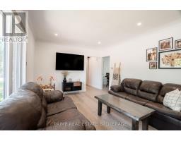 133 SANDERS STREET E - 9