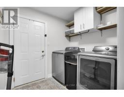 292 THORN DRIVE - 23