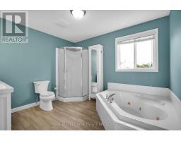 90 WOODLILY LANE - 26