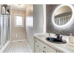 3914 STACEY CRESCENT - 21