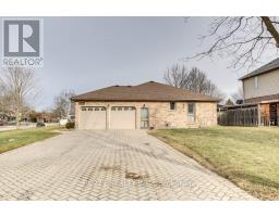 3914 STACEY CRESCENT - 4