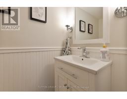 1049 FRASER AVENUE - 20