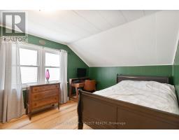 1049 FRASER AVENUE - 33