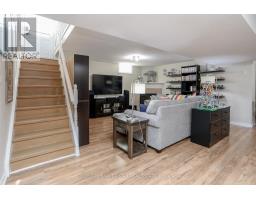 607 HIGHVIEW DRIVE - 25