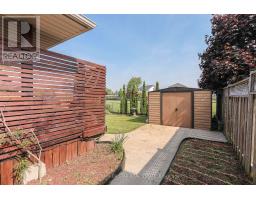 607 HIGHVIEW DRIVE - 35