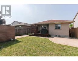 607 HIGHVIEW DRIVE - 43