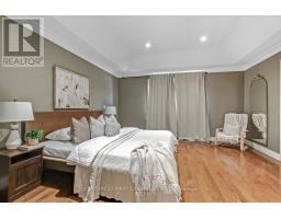 1447 KAINS TERRACE - 26