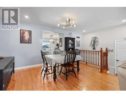 21 YORK CRESCENT - 10