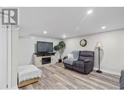 21 YORK CRESCENT - 28