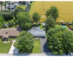 21 YORK CRESCENT - 3