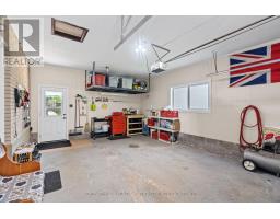 21 YORK CRESCENT - 39