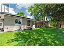21 YORK CRESCENT - 44