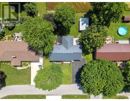 21 YORK CRESCENT - 49