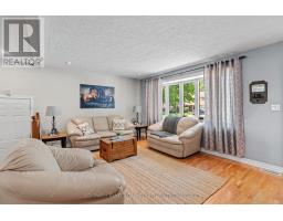 21 YORK CRESCENT - 5