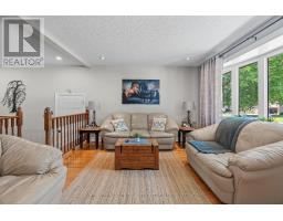 21 YORK CRESCENT - 6