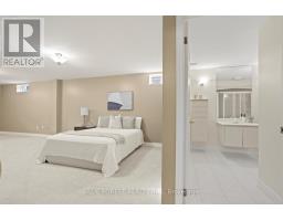 30 QUINELLA PLACE - 38