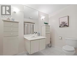 30 QUINELLA PLACE - 42