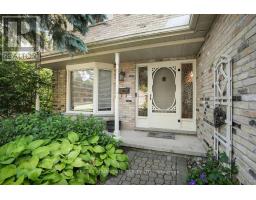 187 CHALFONT CRESCENT - 2