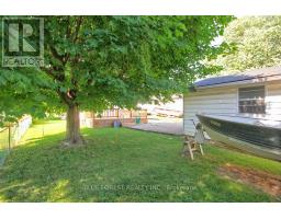28 MARY STREET E - 22