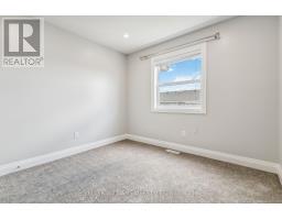 74 - 3025 SINGLETON AVENUE - 31