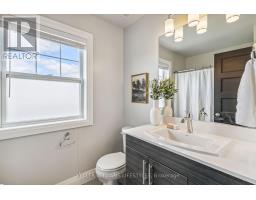 74 - 3025 SINGLETON AVENUE - 34