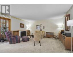 42 OLYMPIC CRESCENT - 10