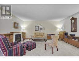 42 OLYMPIC CRESCENT - 11