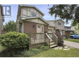 42 OLYMPIC CRESCENT - 2