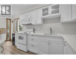 42 OLYMPIC CRESCENT - 6