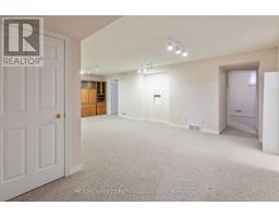 10 - 1241 BEAVERBROOK AVENUE - 19