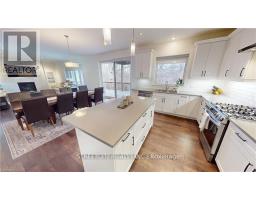1345 DYER CRESCENT - 12