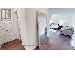 1345 DYER CRESCENT - 30