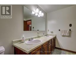 1858 ALDERSBROOK ROAD - 40