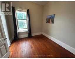 51 STANLEY STREET - 25