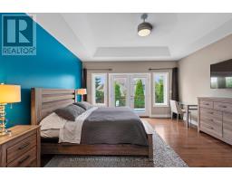 3373 PIONEER PARKWAY - 18