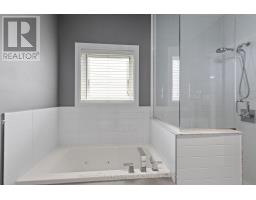 3373 PIONEER PARKWAY - 22