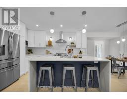 74 BISCAY ROAD - 13
