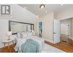 156 QUEEN STREET - 31