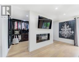 95 CHALET CRESCENT - 27