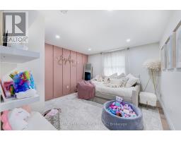 95 CHALET CRESCENT - 30