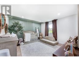 95 CHALET CRESCENT - 31