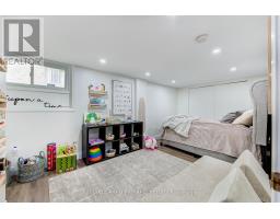 95 CHALET CRESCENT - 34